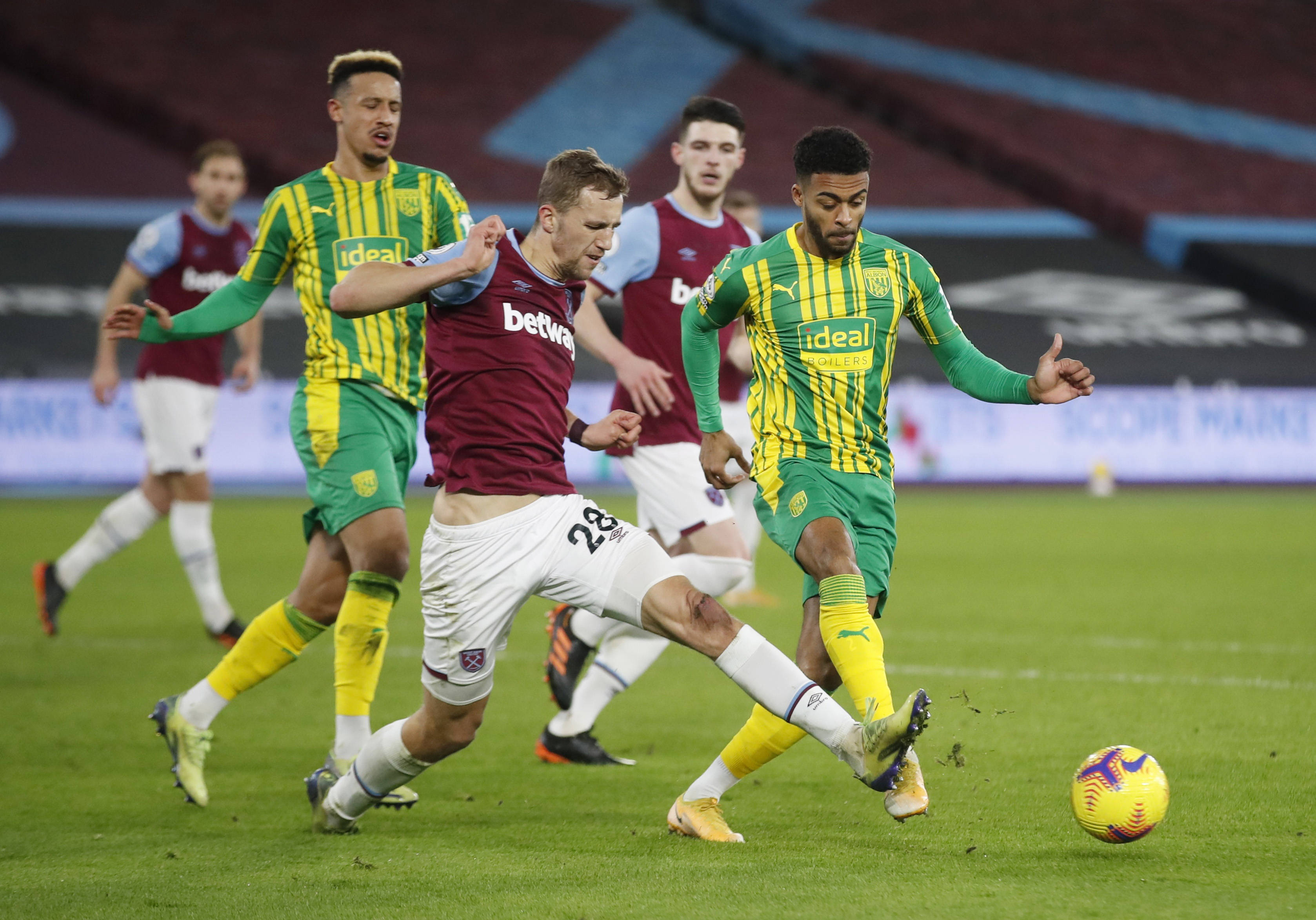 在海底忙碌 在海底忙碌